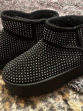 Women's Black Studded Platform Winter Boots